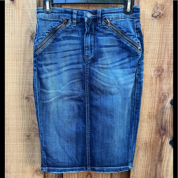 Blank NYC Dresses & Skirts - BLANKNYC Denim Pencil Skirt | Sz 26